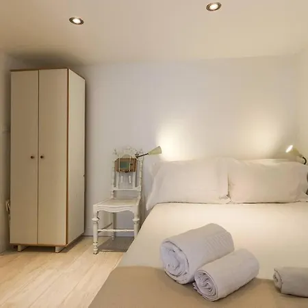 Alfama & Fado Studio - Ideal For 2 Or Solo