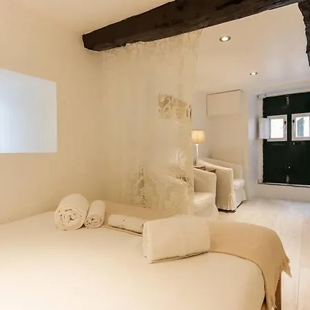 Alfama & Fado Studio - Ideal For 2 Or Solo Διαμέρισμα Lisboa